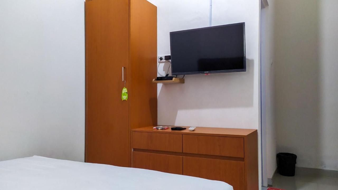 Omah Leren Mitra Reddoorz Near Gembiraloka Zoo Yogyakarta Hotel Exterior foto